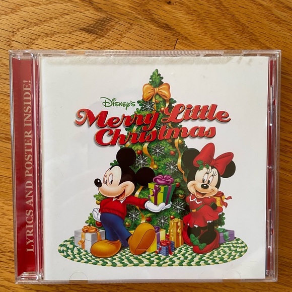 4 CHRISTMAS MUSIC CD’s includes Disney and Elvis - Picture 6 of 11